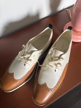 Cole Haan Two-Tone Cream and Brown Women's Brogue Flats